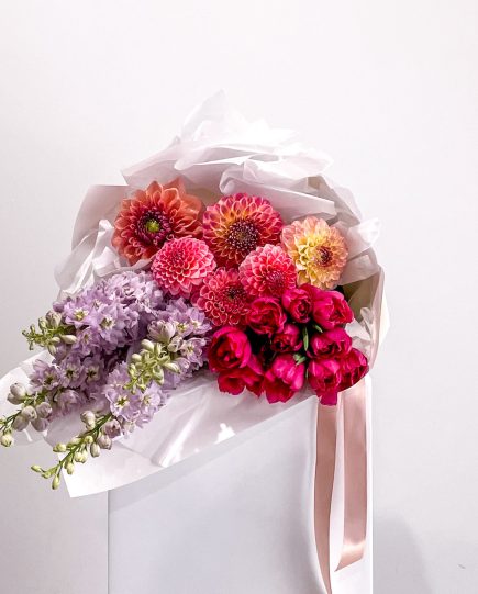 fresh-flowers-for-home-in-colourful-tones-gold-coast