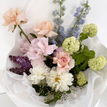 Mother’s-Day-flower-arrangements-Designer-Bouquet-of-colourful-florals-Gold-Coast